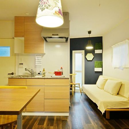 Вилла Konpeito House Осака Экстерьер фото